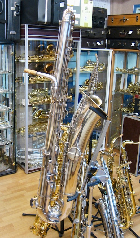 Bass Saxophon G.H.Hüller Bj.: ca. 1931 Bass Saxophon G.H.Hüller Bj.: ca. 1931